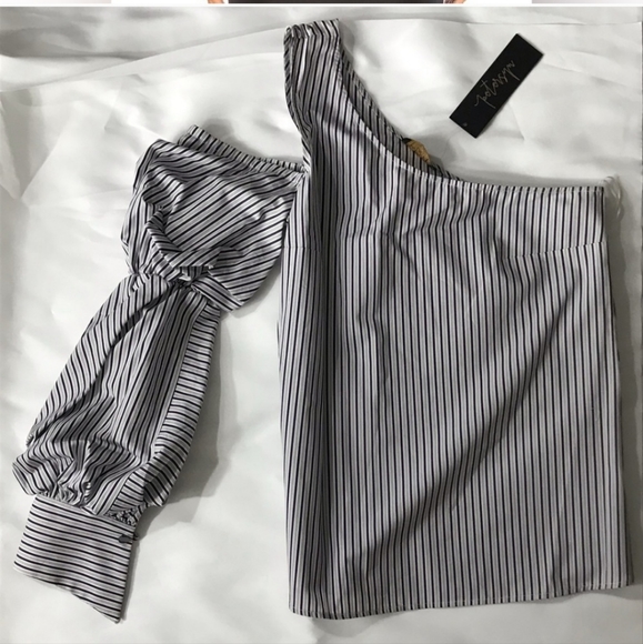 Petersyn Lara One Shoulder Top - Empire color - Size Small - NWT - Picture 4 of 9